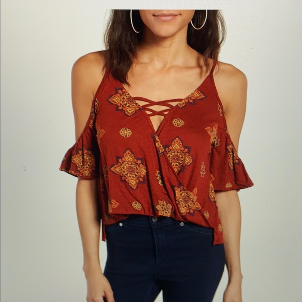 Cold shoulder top.